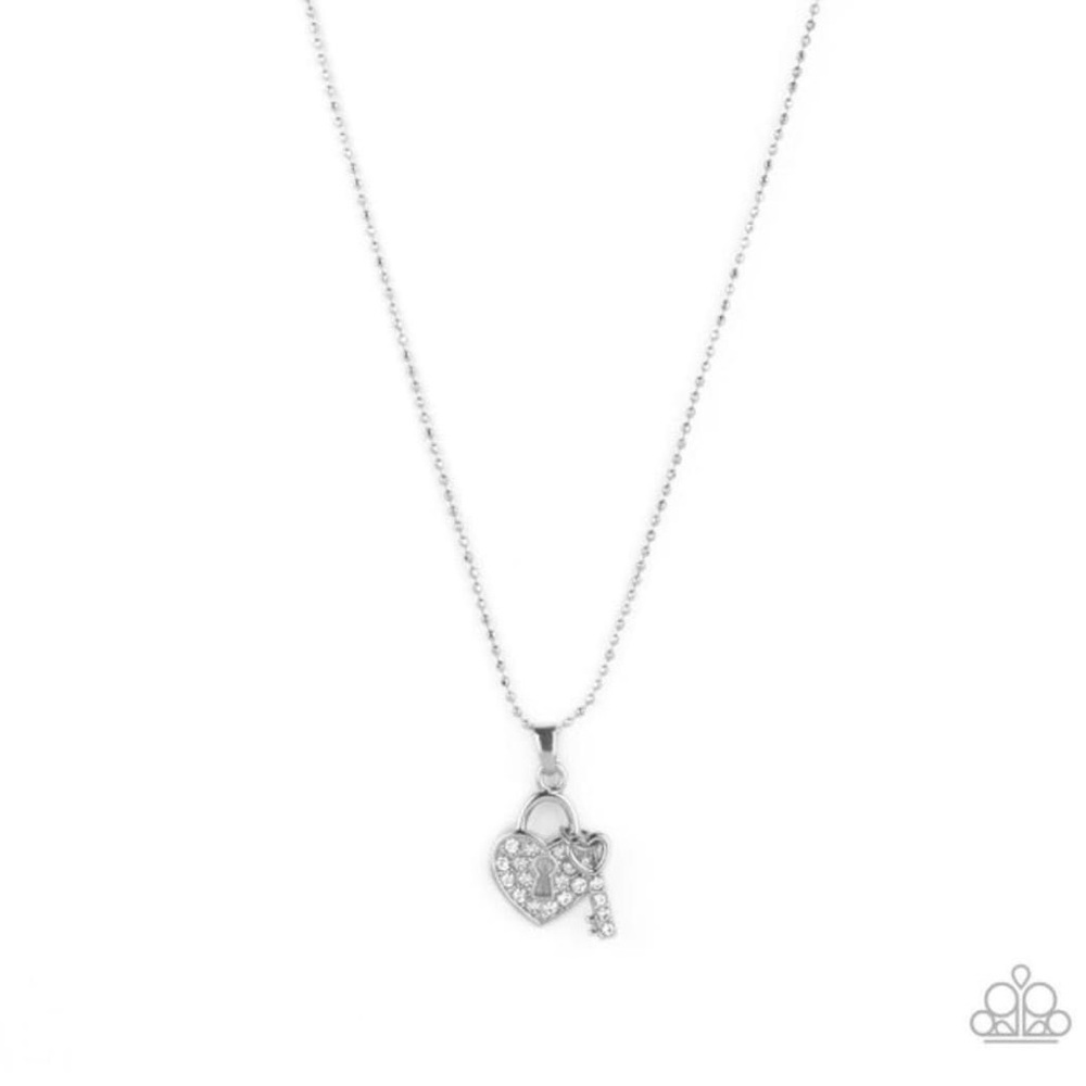 😱March Madness SALE🎉 
Heart lock and key ❤️❤️❤️